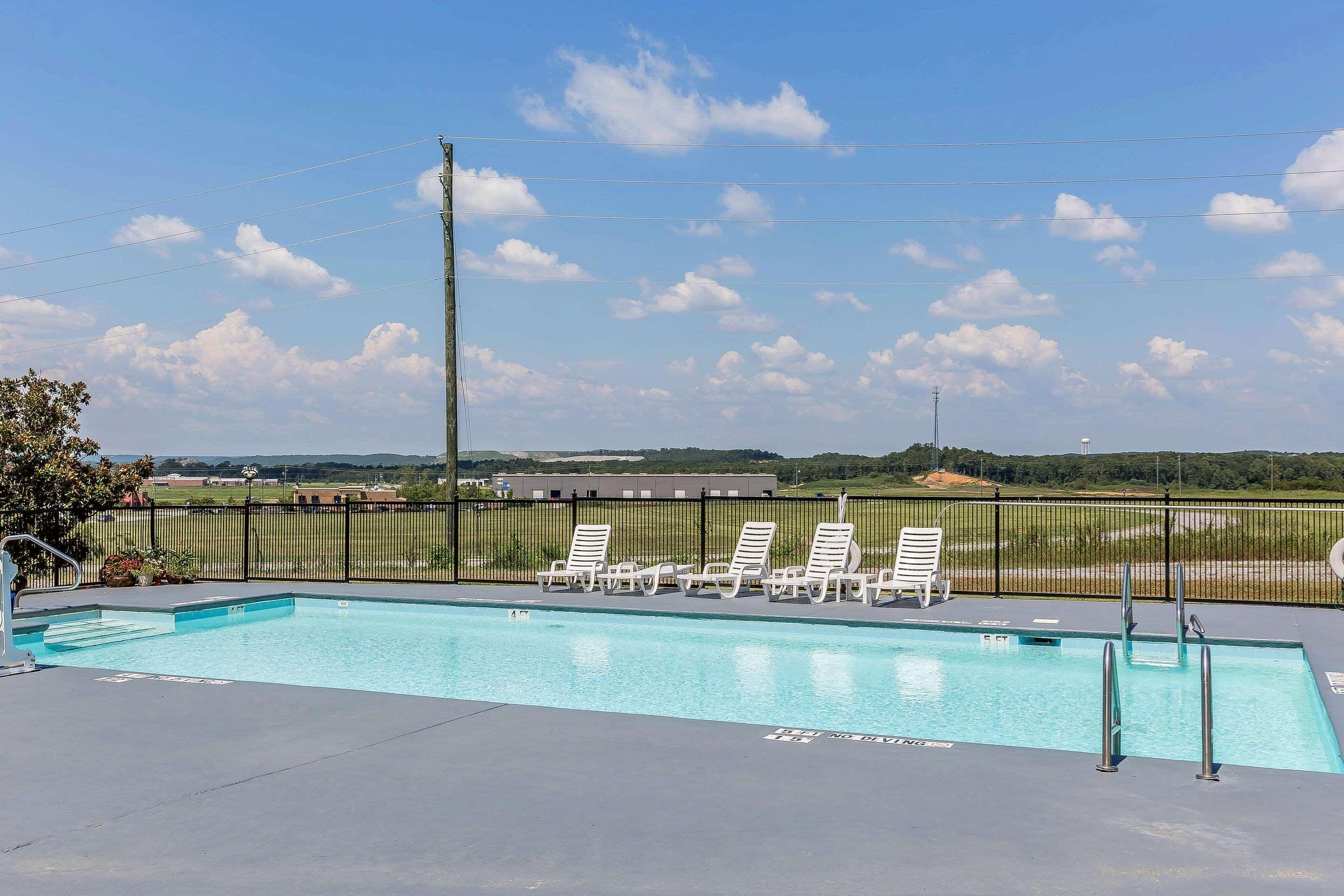 ควอลิตี้ อินน์ คาเลรา I-65 ทางออก 231 Calera ภายนอก รูปภาพ